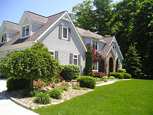 Landscapers and Lawncare Services in Harrogate, TN